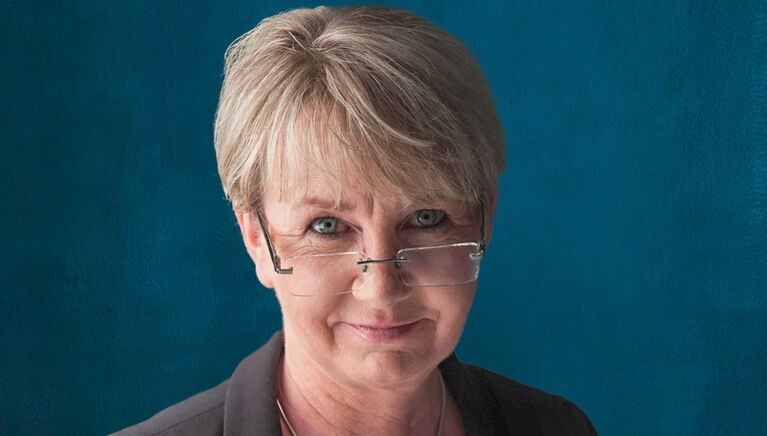 Christine Läkamp, Interim Managerin