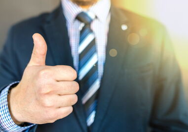 Die beste Führungskraft findet man nicht mit generischen Fragen