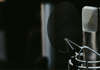 Podcast Mikrofon in einem Studio